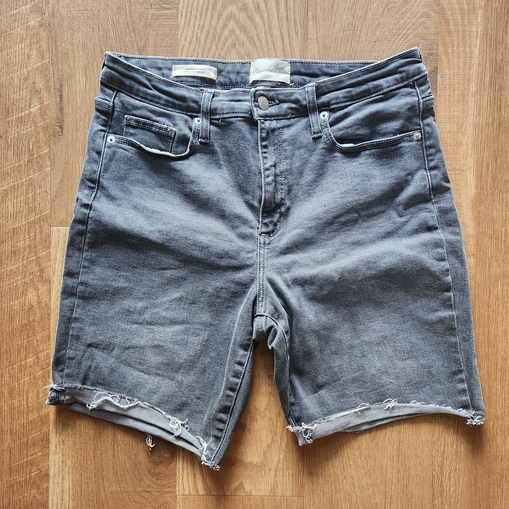 Universal Thread Washed Black Jean Shorts